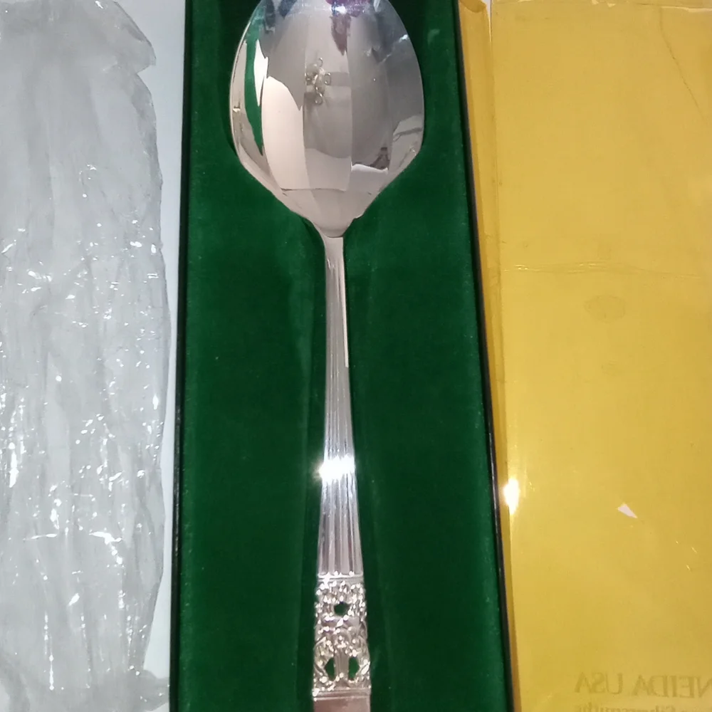 Oneida Coronation Community Art Deco 1936 Silverplate Serving Spoon Size 8 1/2